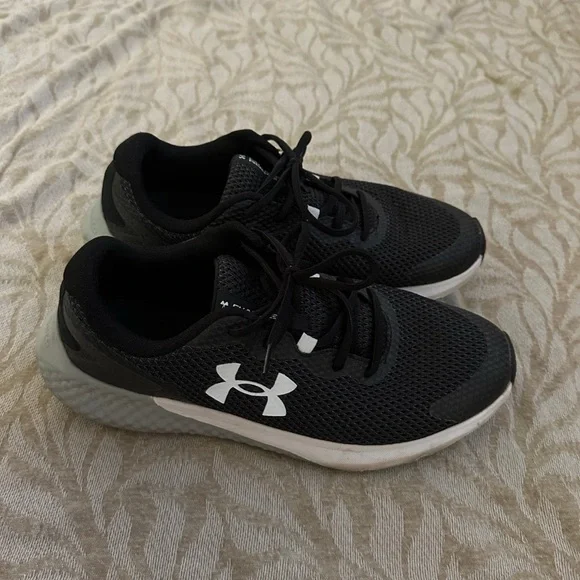 Men’s Under Armour Shoes - Picture 6 of 9